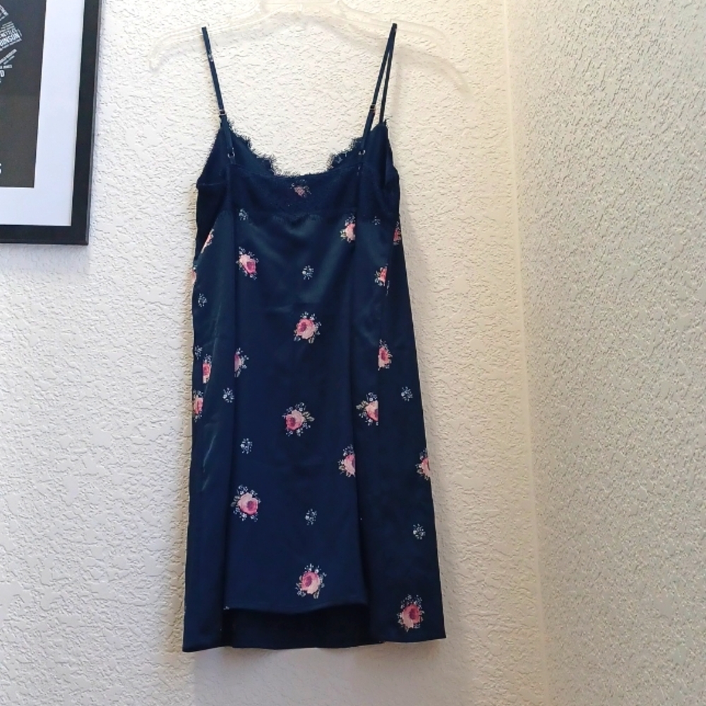A&F Nightgown - Picture 4 of 5